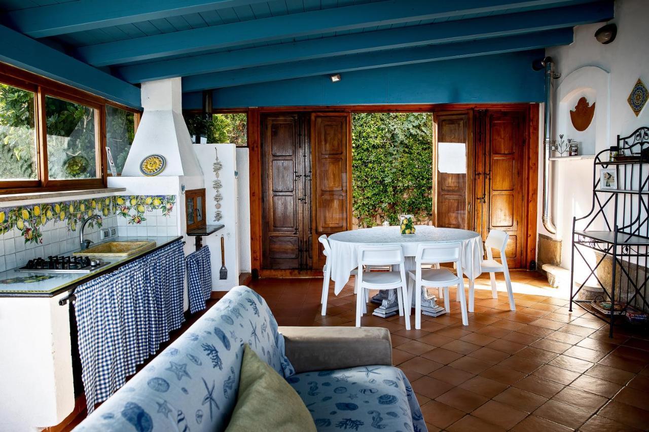 Villa Con Piscina Vista Mare Santo Stefano  ภายนอก รูปภาพ
